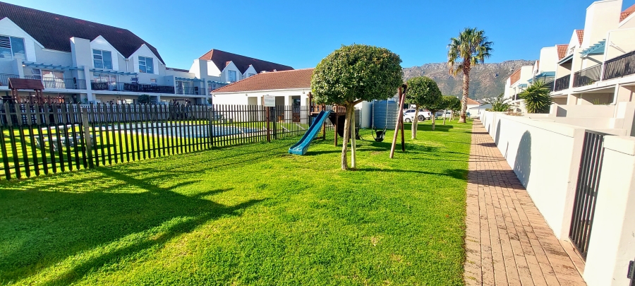 1 Bedroom Property for Sale in Gordons Bay Central Western Cape